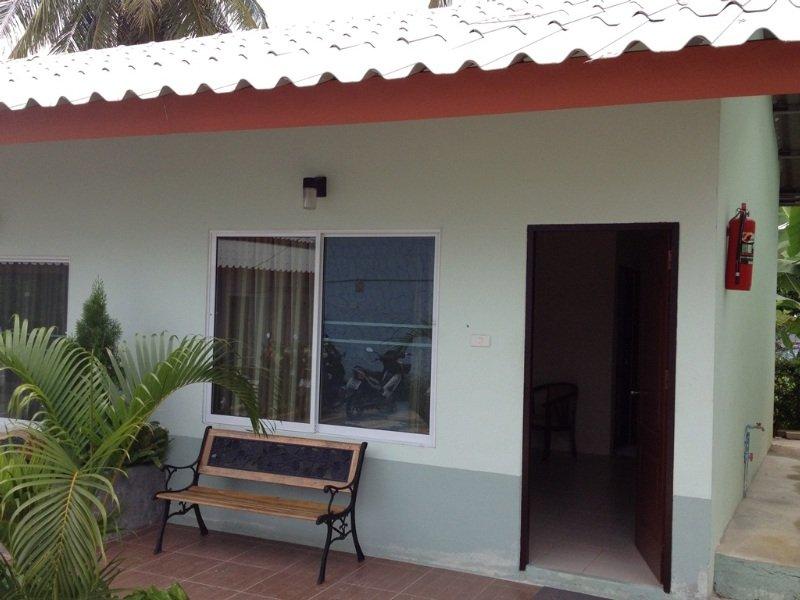 Phuket Muay Thai House Chalong Exteriör bild