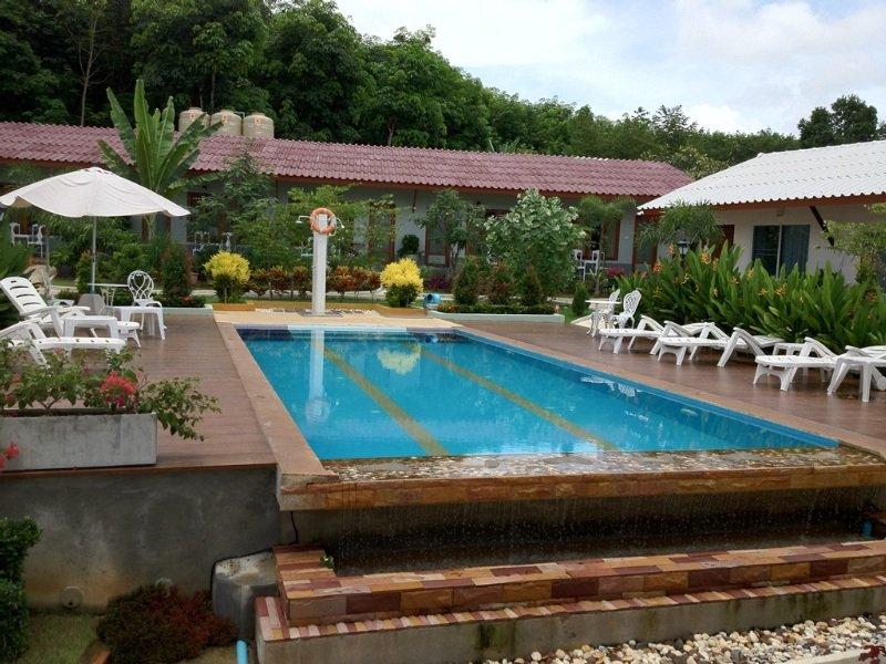 Phuket Muay Thai House Chalong Exteriör bild