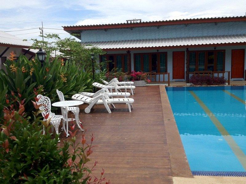 Phuket Muay Thai House Chalong Exteriör bild