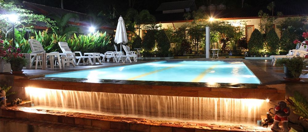 Phuket Muay Thai House Chalong Exteriör bild