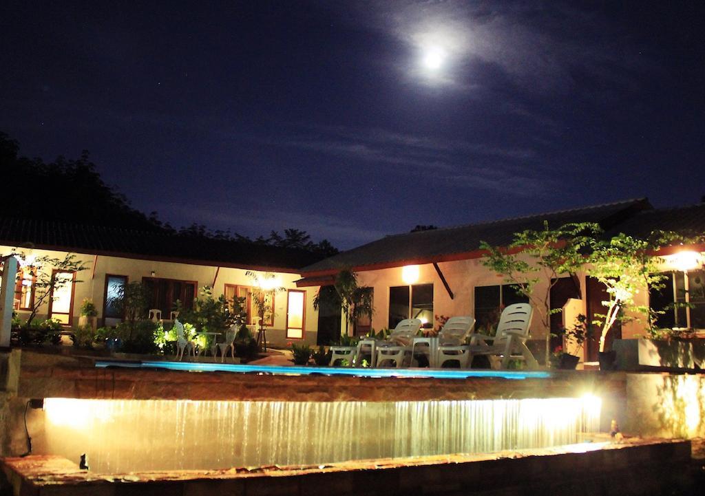 Phuket Muay Thai House Chalong Exteriör bild